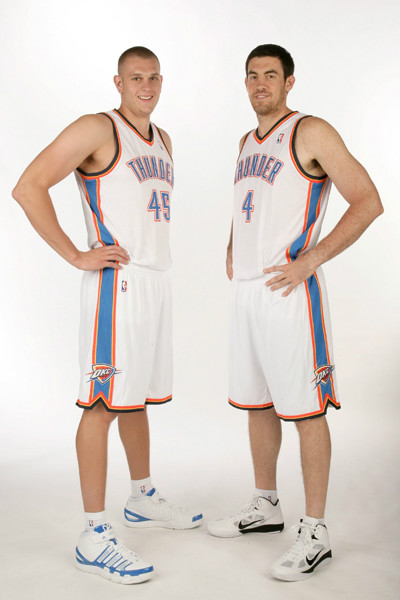 法国杯冲刺阶段走向成谜,俄克拉荷马雷霆复出首秀,态度坚定,训练强度明显提升(马特拉齐哪一年完成国家队谢幕之战) 法国杯冲刺阶段走向成谜,俄克拉荷马雷霆复出首秀,态度坚定,训练强度明显提升(马特拉齐哪一年完成国家队谢幕之战)