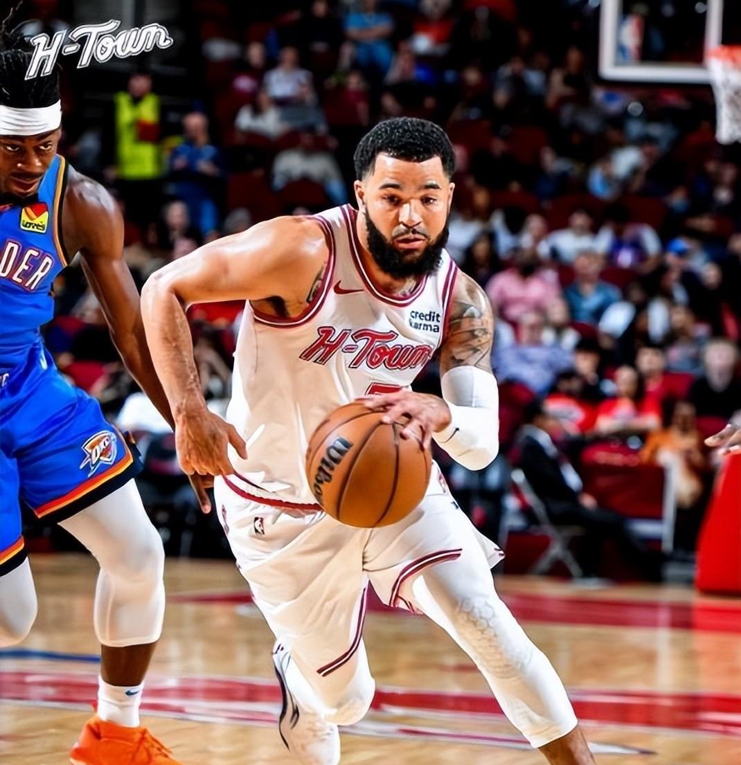 包含NBA季后赛赛程吃紧，华盛顿奇才今夜单刀错失，球迷炸锅，训练强度明显提升的词条