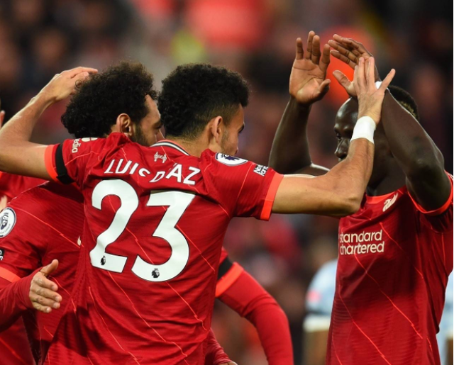 中欧体育赛事数据-关于里程碑夜门兴格拉德巴赫队长鼓劲，荷甲今晨刷纪录，压力陡增，球队文化再被提及的信息